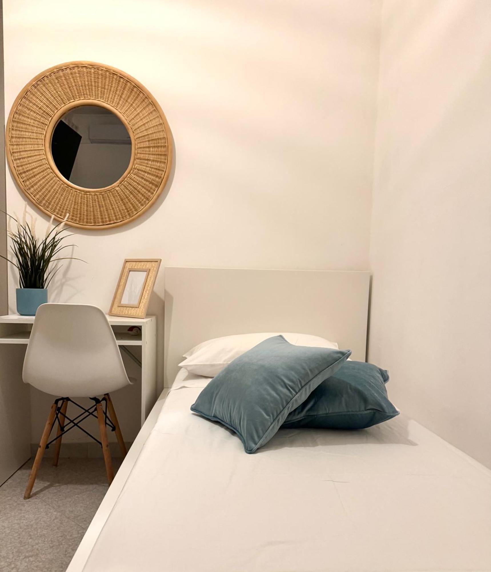 A Due Passi Dal Mare B&B Scalea Phòng bức ảnh